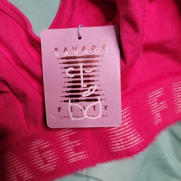 Savage Fenty Sports Bra New With Tags Size 2X - Picture 3 of 7